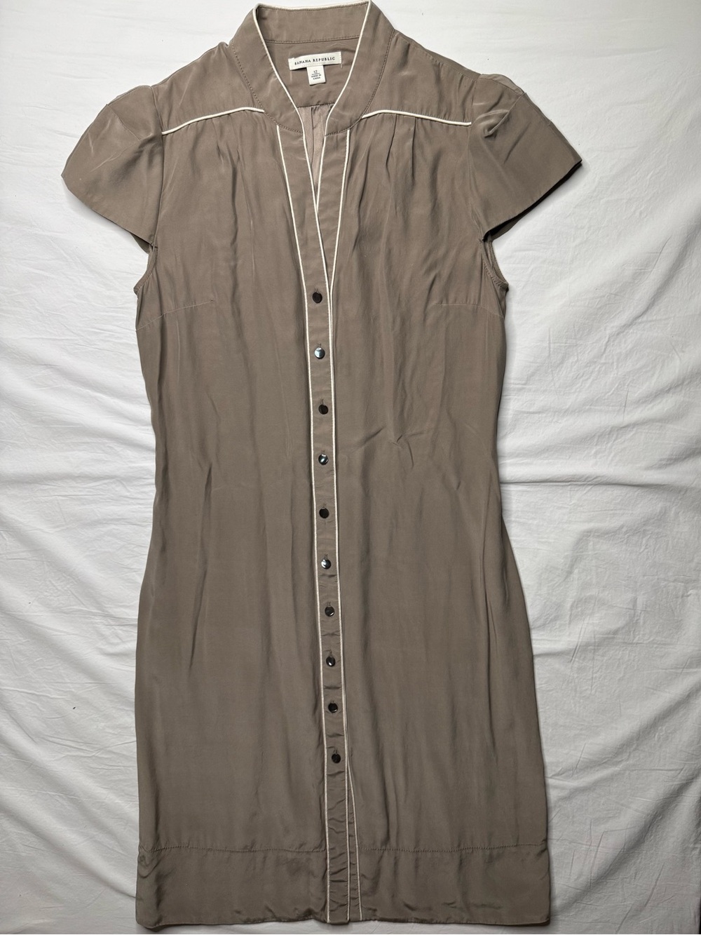 Banana Republic - Taupe Button-Front Short Sleeve Shirt Dress 100% Silk